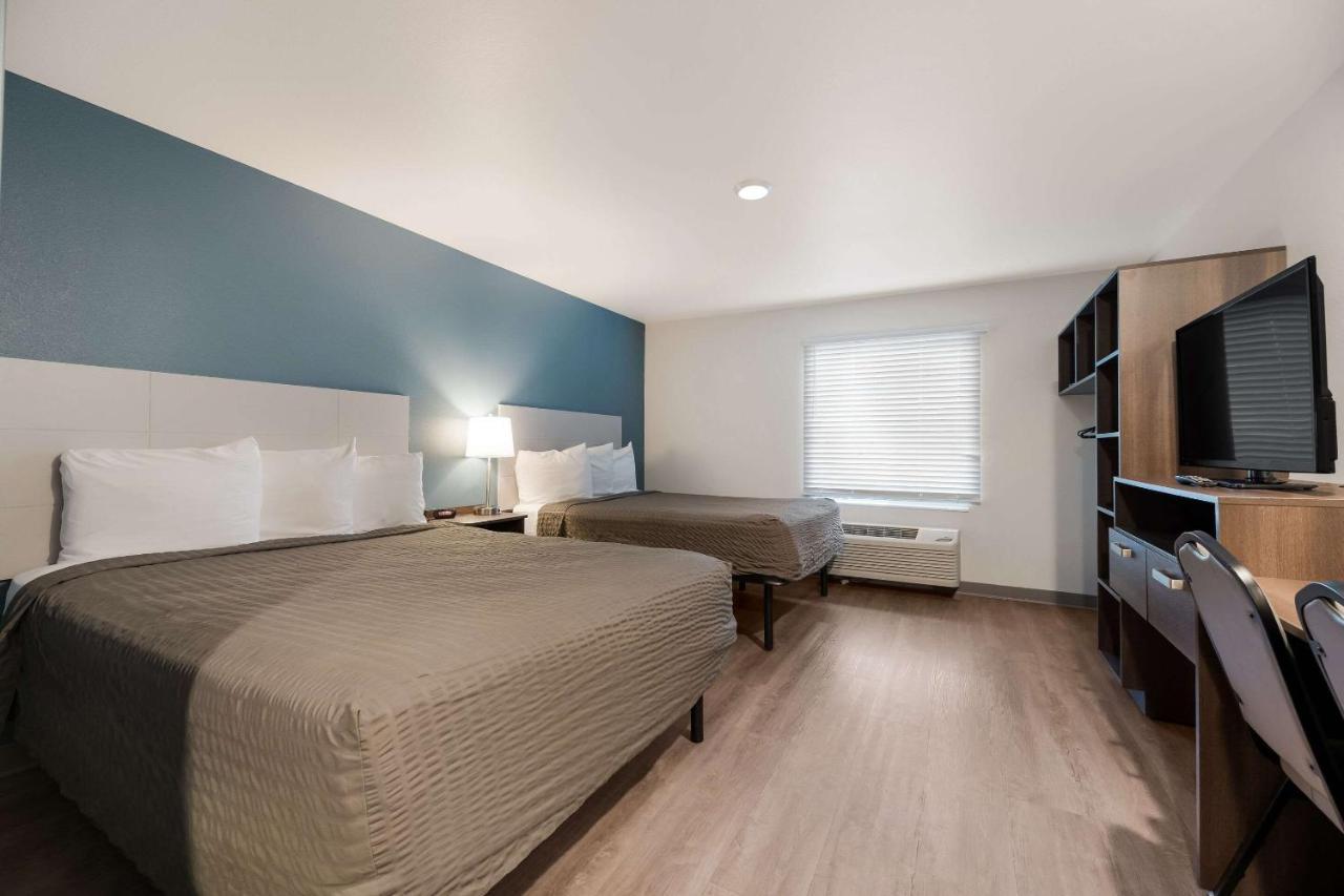 Woodspring Suites Phoenix-Deer Valley Екстериор снимка